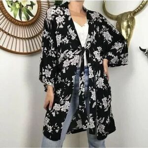 SPIRITUAL GANGSTER Maya Floral Kimono Tie Robe OS Black Tunic Long Lounge B48